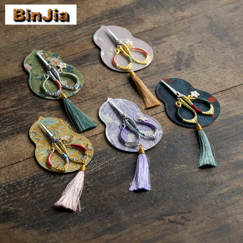 Scissors Stainless Craft - Tijeras de Acero Inoxidable con Borlas